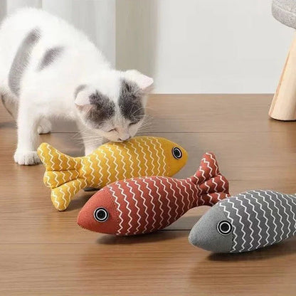 Interactive Cat Toy with Catnip, Plush Design, and Realistic Fish Shape for Kittens and Adult Cats